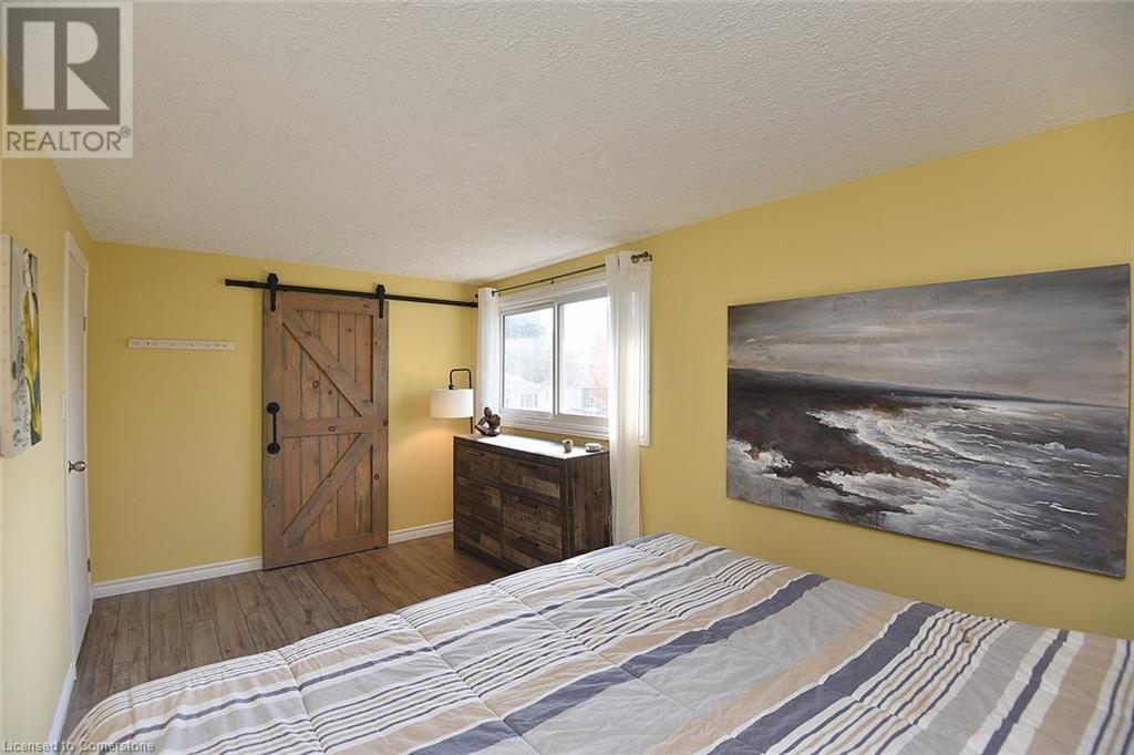 590 Queensdale Avenue E, Hamilton, Ontario  L8V 1L3 - Photo 28 - 40671970