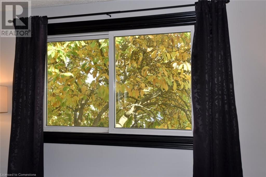 590 Queensdale Avenue E, Hamilton, Ontario  L8V 1L3 - Photo 31 - 40671970