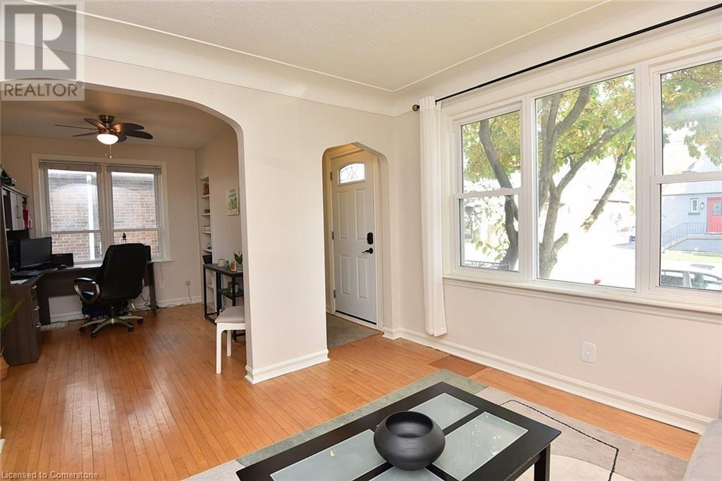 590 Queensdale Avenue E, Hamilton, Ontario  L8V 1L3 - Photo 8 - 40671970