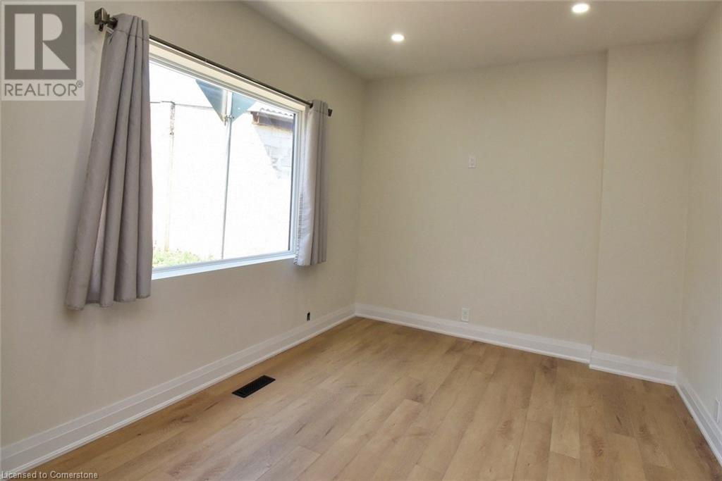 126 Evans Street, Hamilton, Ontario  L8L 1W7 - Photo 9 - 40667914