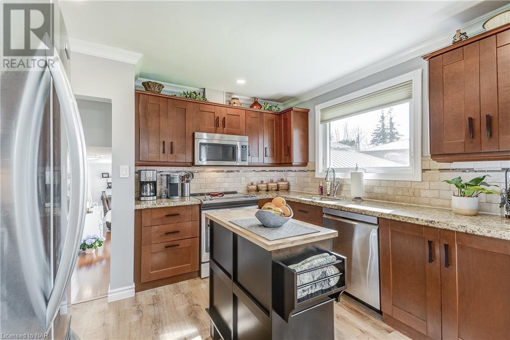 5 Upper Canada Drive, St. Catharines, Ontario  L2N 3H3 - Photo 11 - 40671380