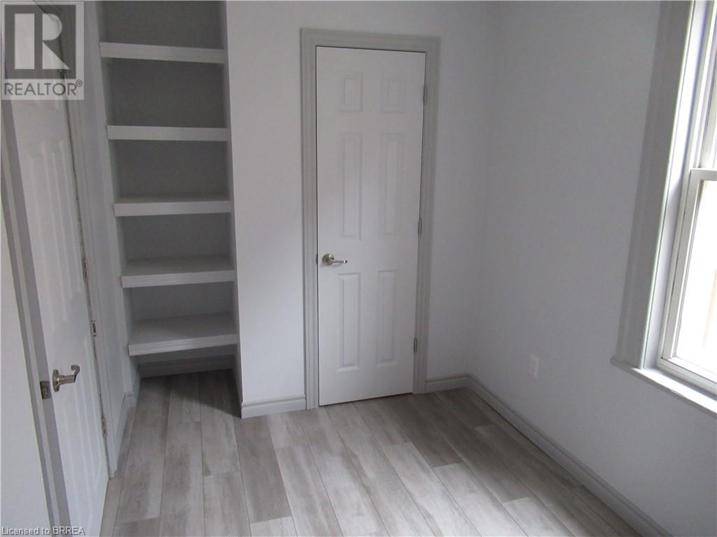 81 East Avenue, Brantford, Ontario  N3S 3L6 - Photo 12 - 40665417