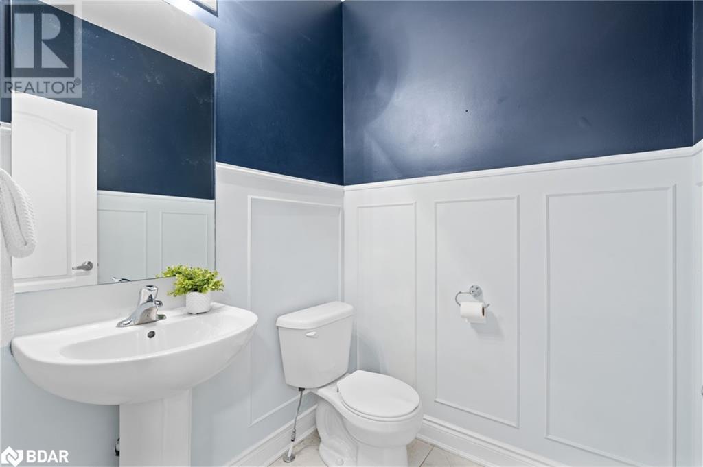 8 Blasi Court, Wasaga Beach, Ontario  L9Z 0H3 - Photo 5 - 40672101