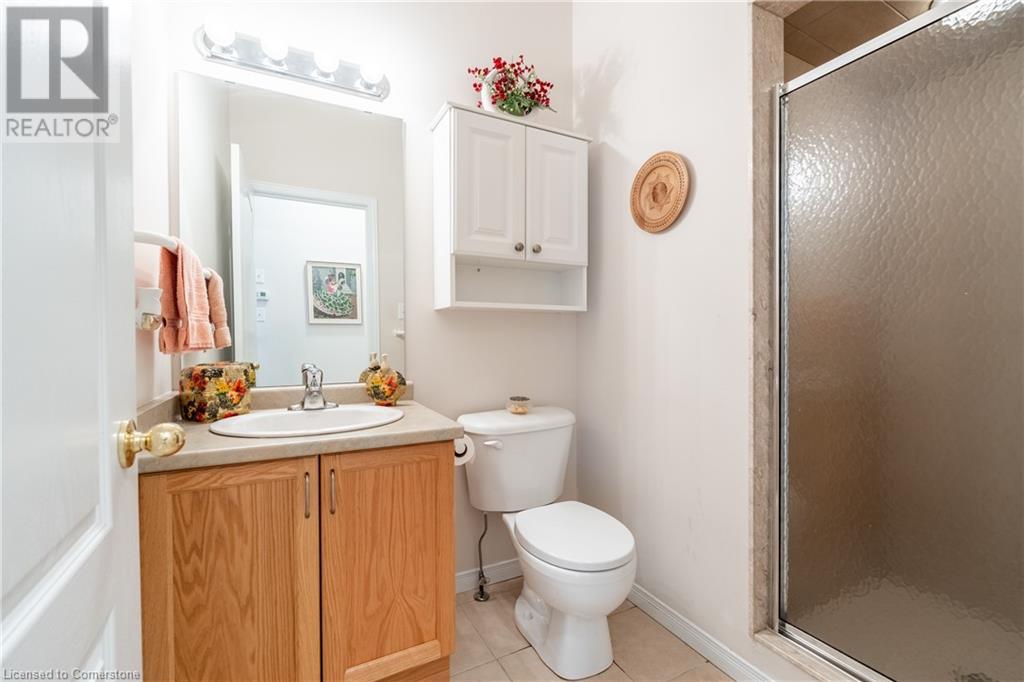 566 Southridge Drive Unit# 32, Hamilton, Ontario  L9C 7W5 - Photo 23 - 40671745