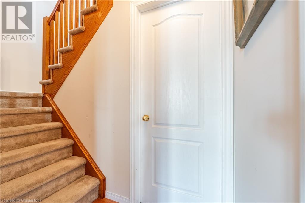 566 Southridge Drive Unit# 32, Hamilton, Ontario  L9C 7W5 - Photo 25 - 40671745