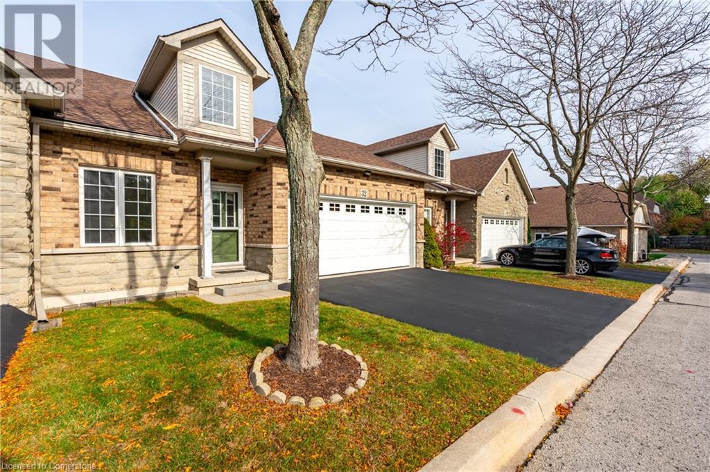 566 Southridge Drive Unit# 32, Hamilton, Ontario  L9C 7W5 - Photo 3 - 40671745