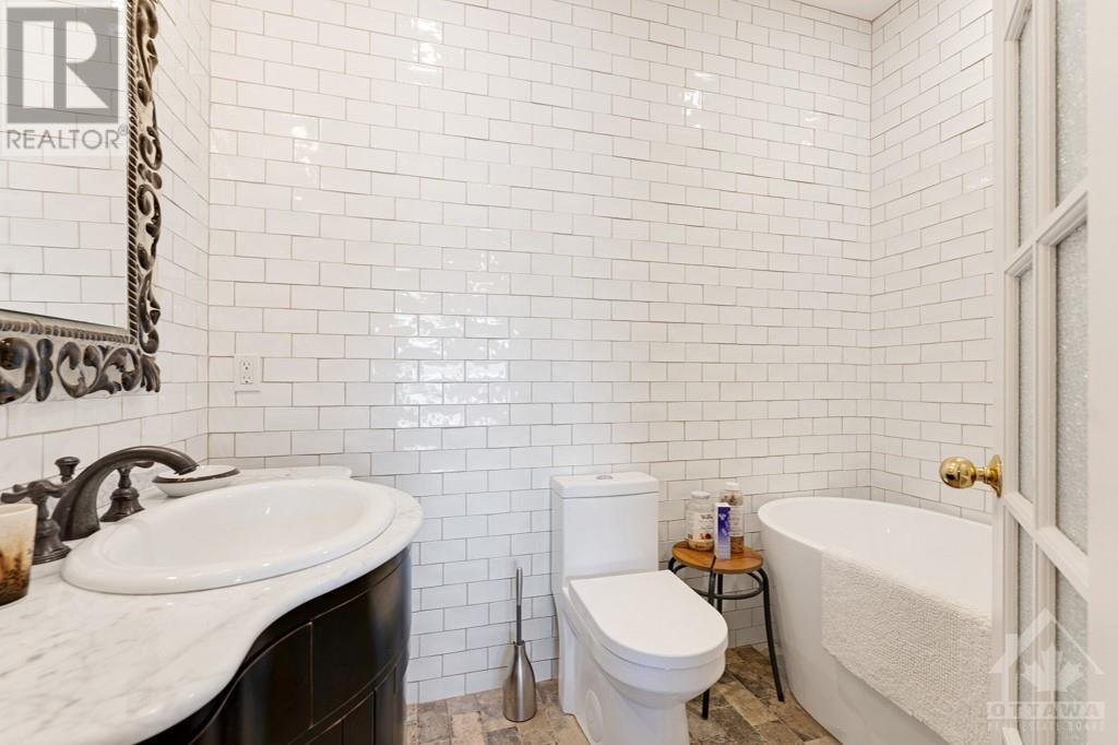 5b Lewis StreetPerth, Ontario  K7H 1M6 - Photo 22 - X10418957