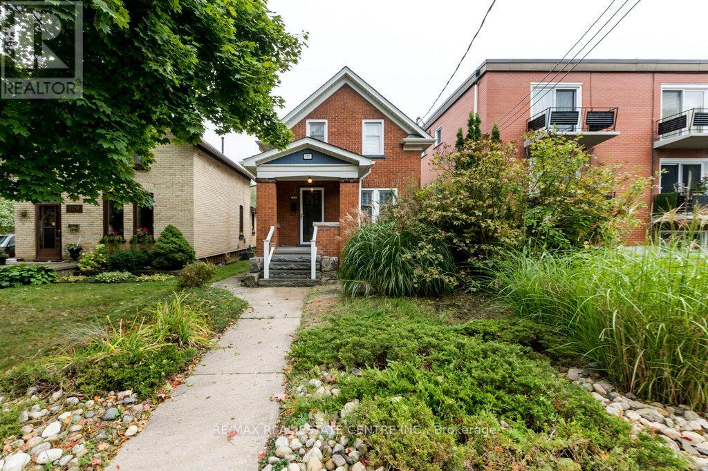 107 Wellington Street N, Kitchener, Ontario  N2H 5J7 - Photo 4 - X10223008