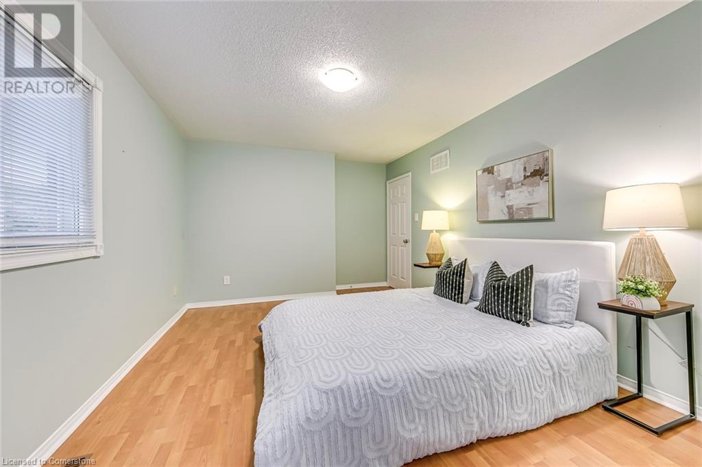 435 March CrescentOakville, Ontario  L6H 5X7 - Photo 37 - 40669103