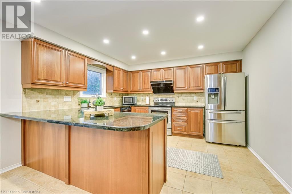 435 March CrescentOakville, Ontario  L6H 5X7 - Photo 13 - 40669103