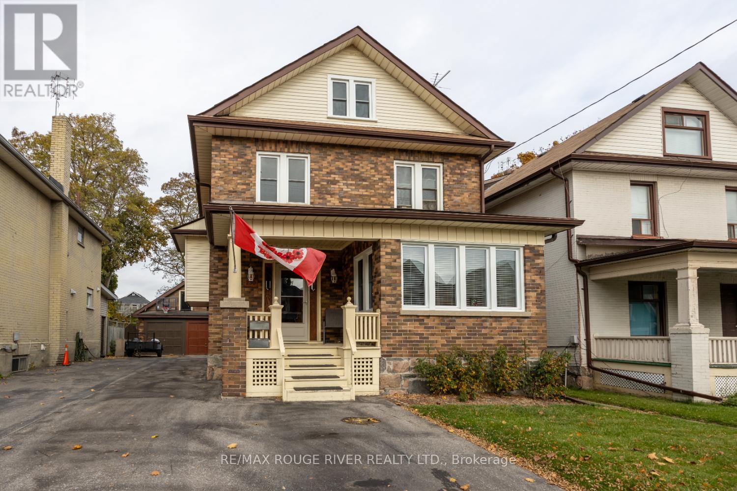 230 ATHOL STREET E, Oshawa, Ontario