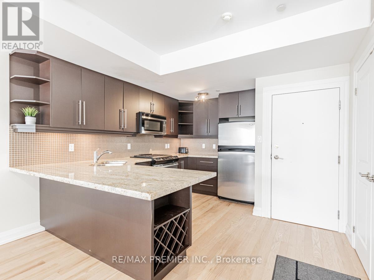 5 - 473 Dupont Street, Toronto, Ontario  M6G 1Y6 - Photo 2 - C10240637