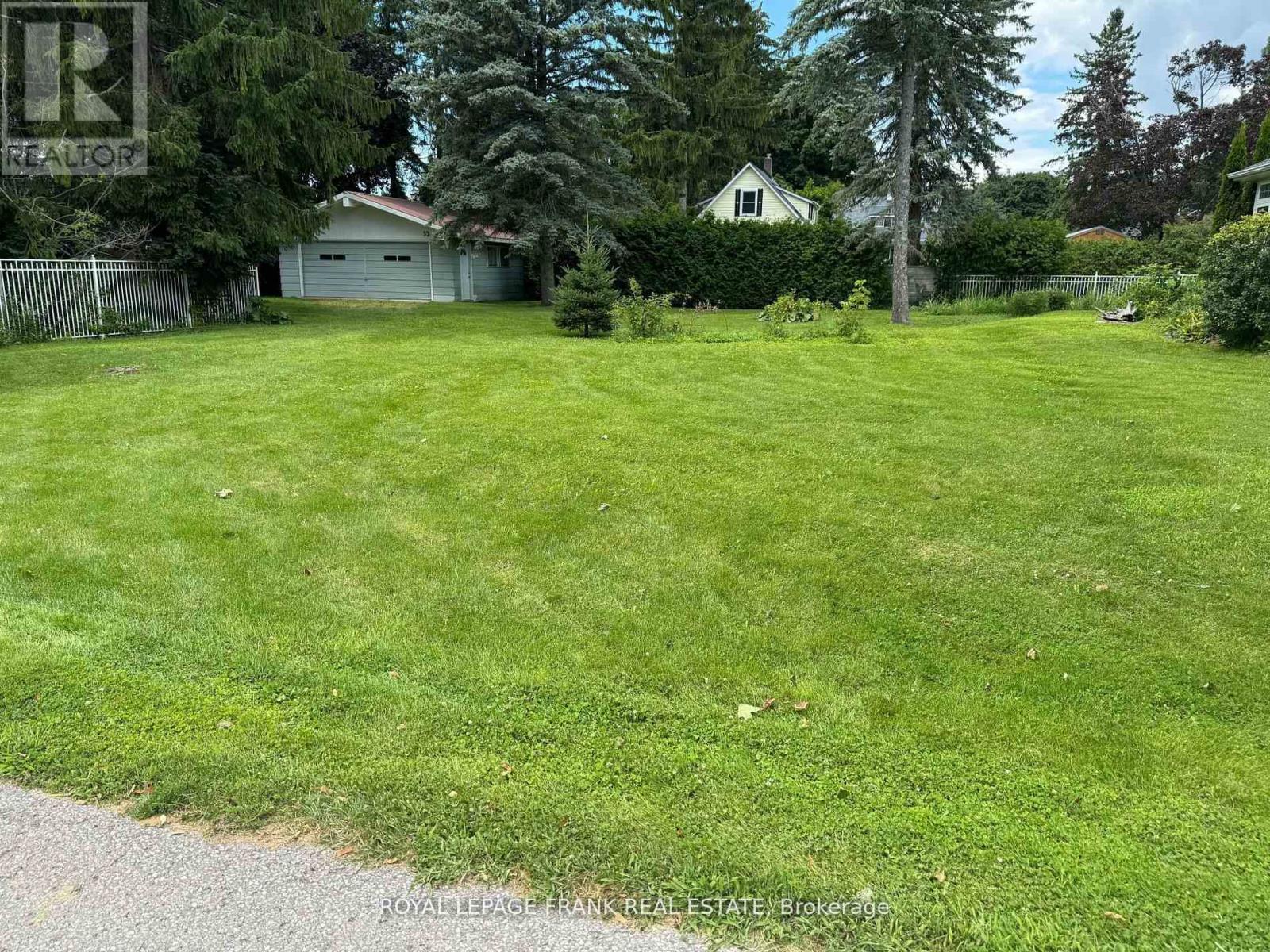 52 COBBLEDICK STREET, Clarington, Ontario