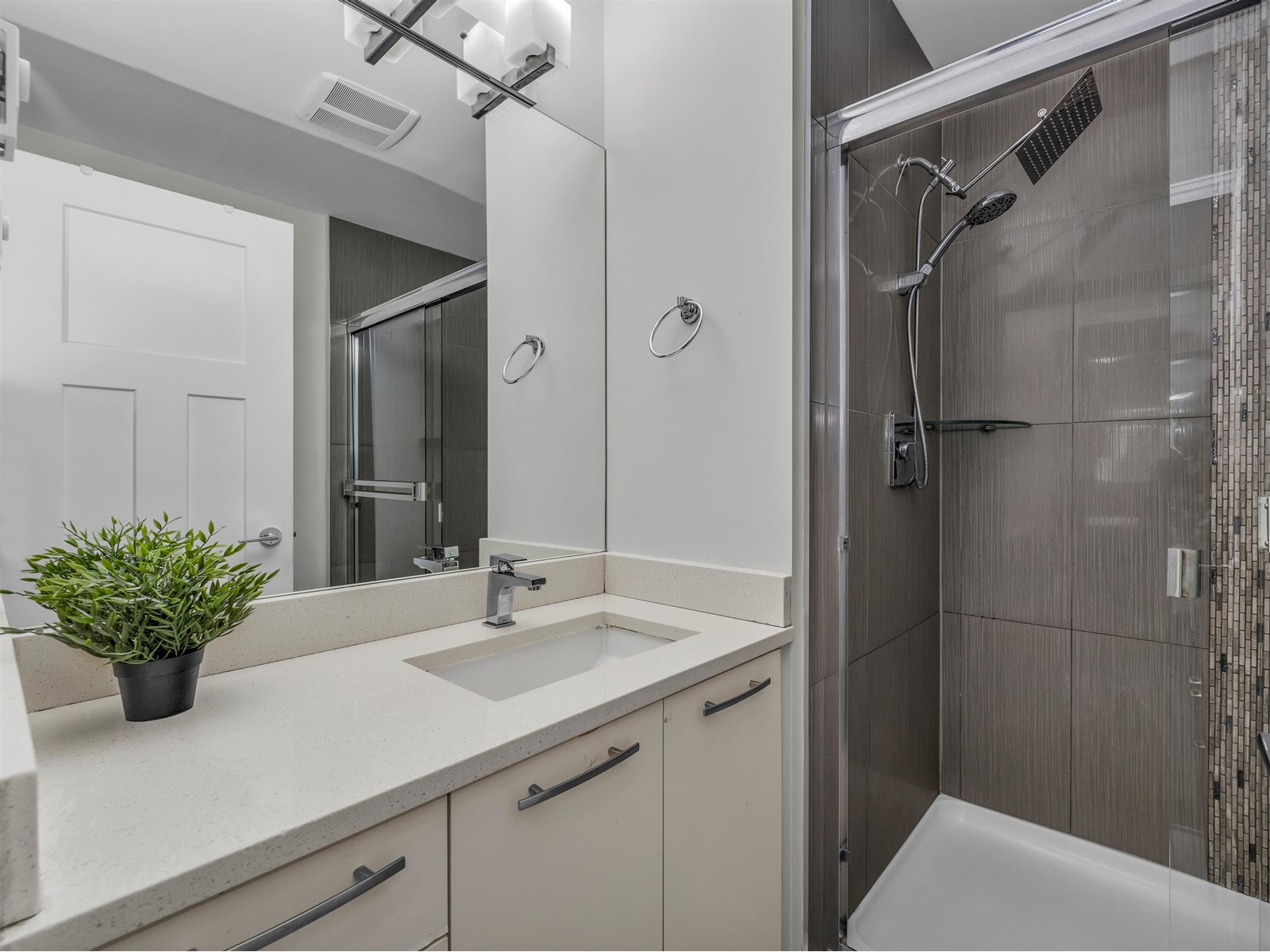 70 6945 185 Street, Surrey, British Columbia  V4N 6N4 - Photo 28 - R2939110