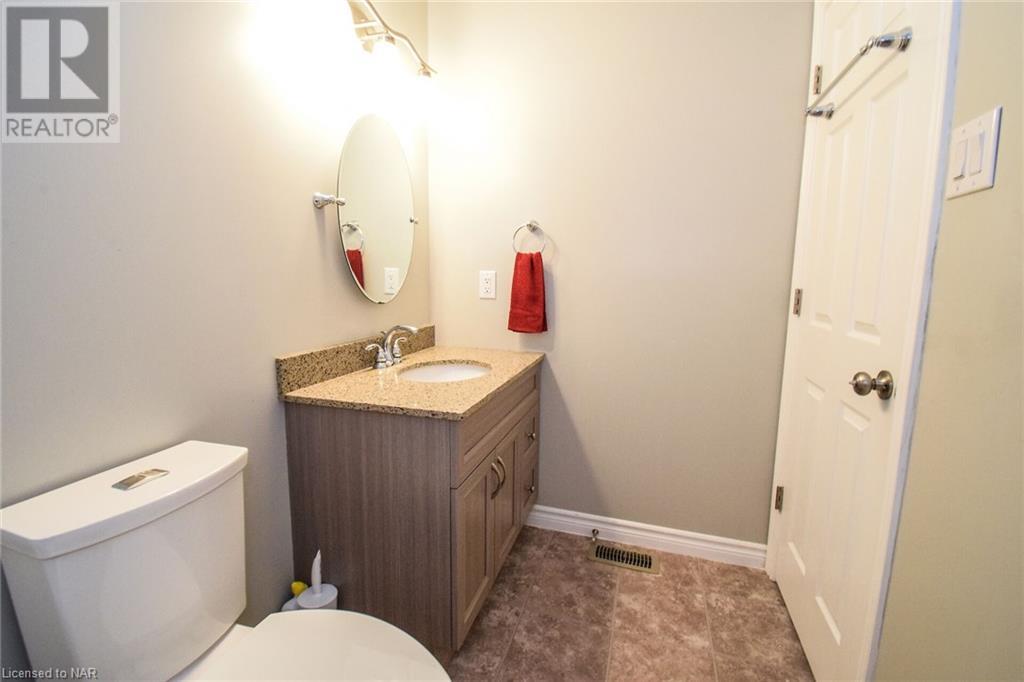 7 Dianne Drive, St. Catharines, Ontario  L2P 3R7 - Photo 29 - 40671073