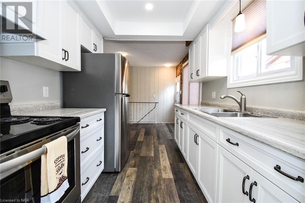 7 Dianne Drive, St. Catharines, Ontario  L2P 3R7 - Photo 7 - 40671073