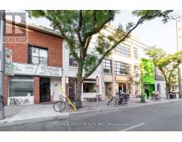 135 OSSINGTON AVENUE, Toronto, Ontario