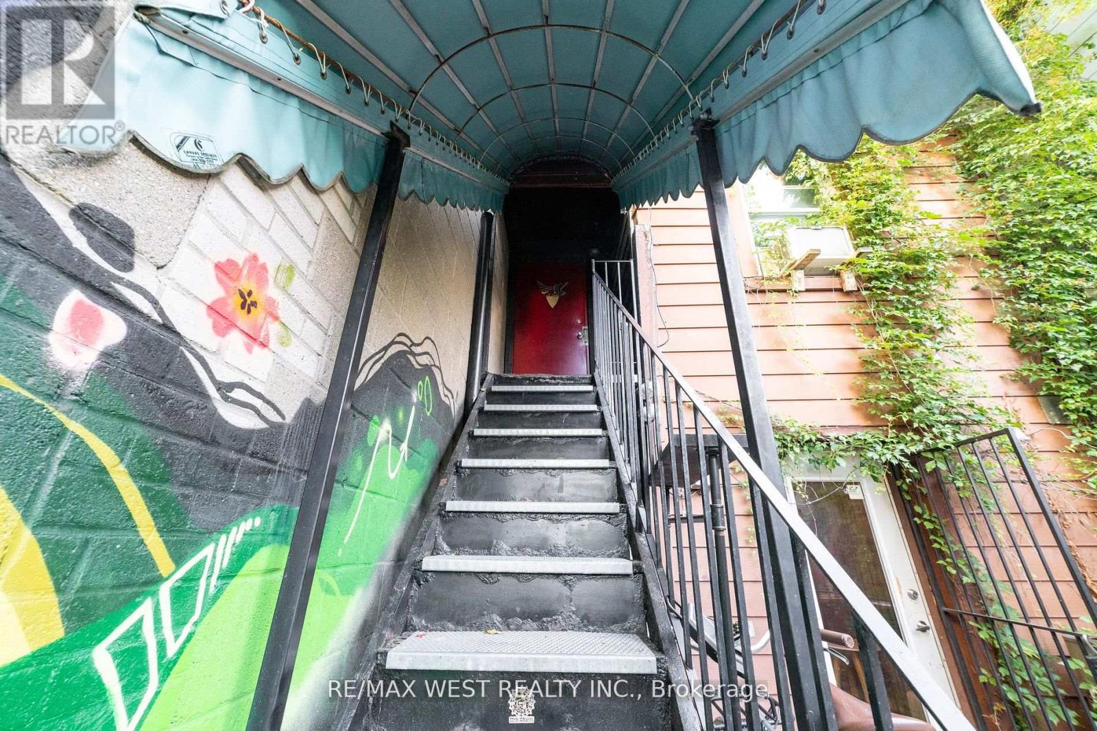 135 Ossington Avenue, Toronto, Ontario  M6J 2Z6 - Photo 37 - C10254011