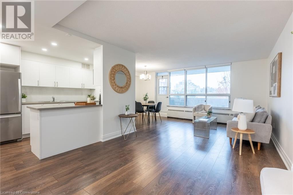 45 Southport Street Unit# 212, Toronto, Ontario  M6S 3N5 - Photo 4 - 40672234