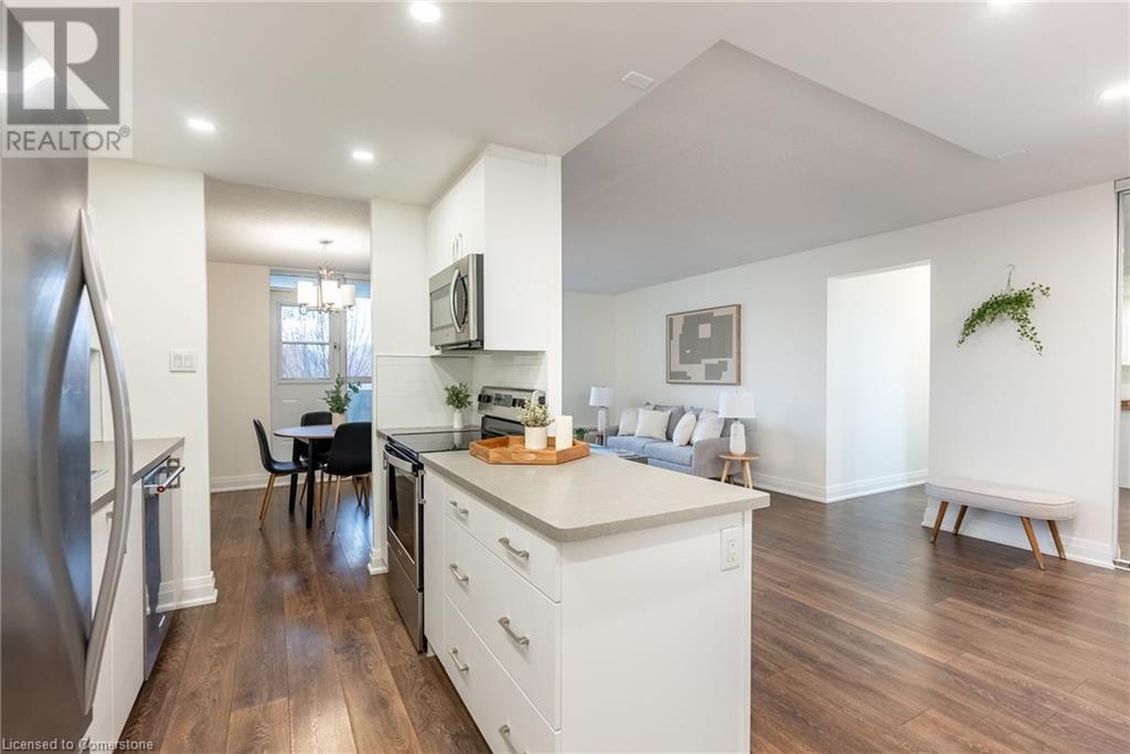 45 Southport Street Unit# 212, Toronto, Ontario  M6S 3N5 - Photo 8 - 40672234