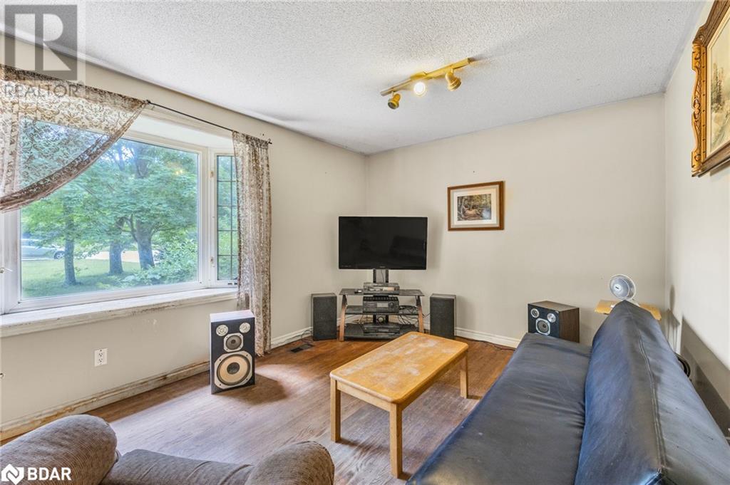 1213 Bayfield St N Street N, Midhurst, Ontario  L9X 0N6 - Photo 12 - 40671182