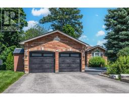 36 GLEN OAK COURT, Barrie, Ontario