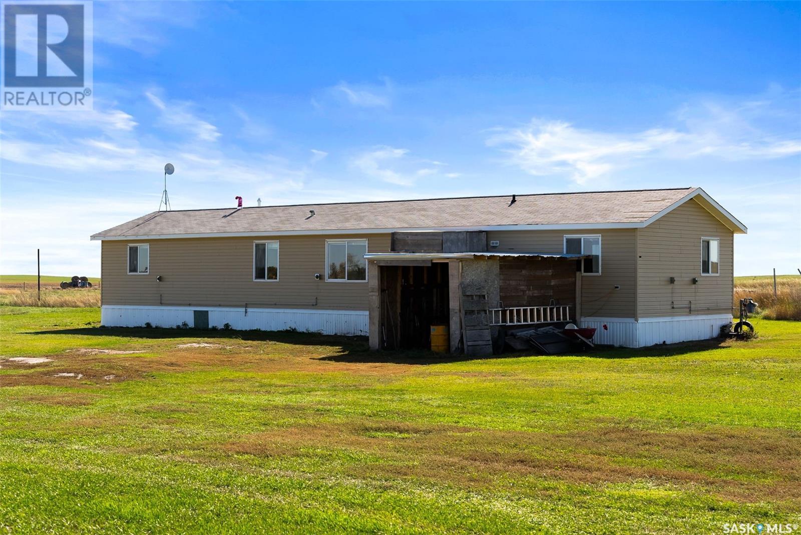 Sweetgrass Acreage, Sarnia Rm No. 221, Saskatchewan  S0G 2H0 - Photo 4 - SK987310