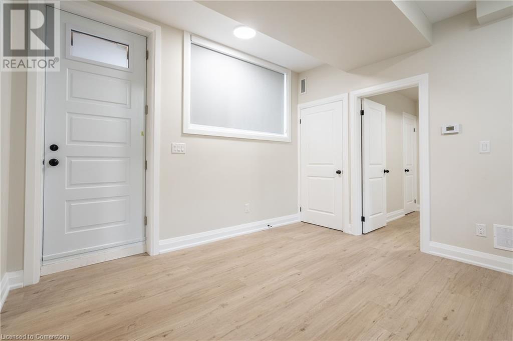 9 Munn Street Unit# D, Hamilton, Ontario  L8V 1J8 - Photo 17 - XH4200465