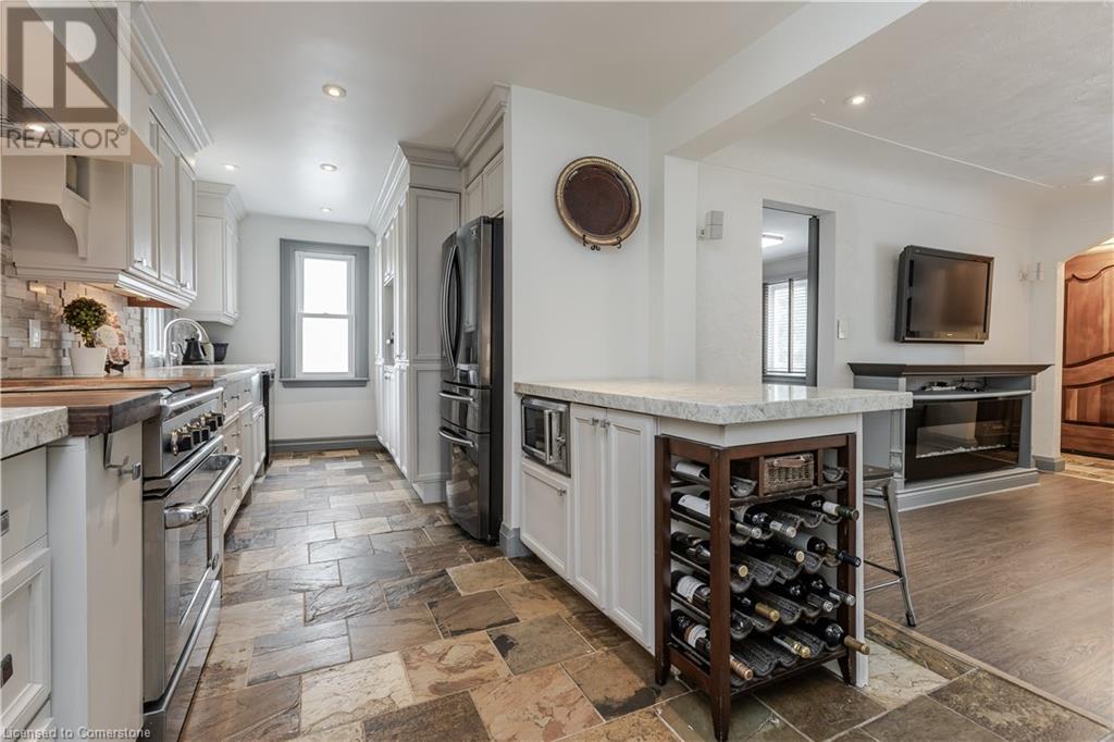 1041 Plains View Avenue, Burlington, Ontario  L7T 1V4 - Photo 18 - 40671807