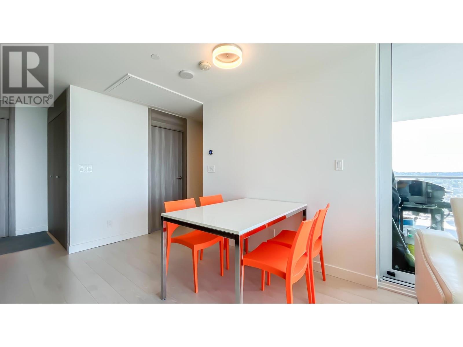 3111 4720 LOUGHEED HIGHWAY