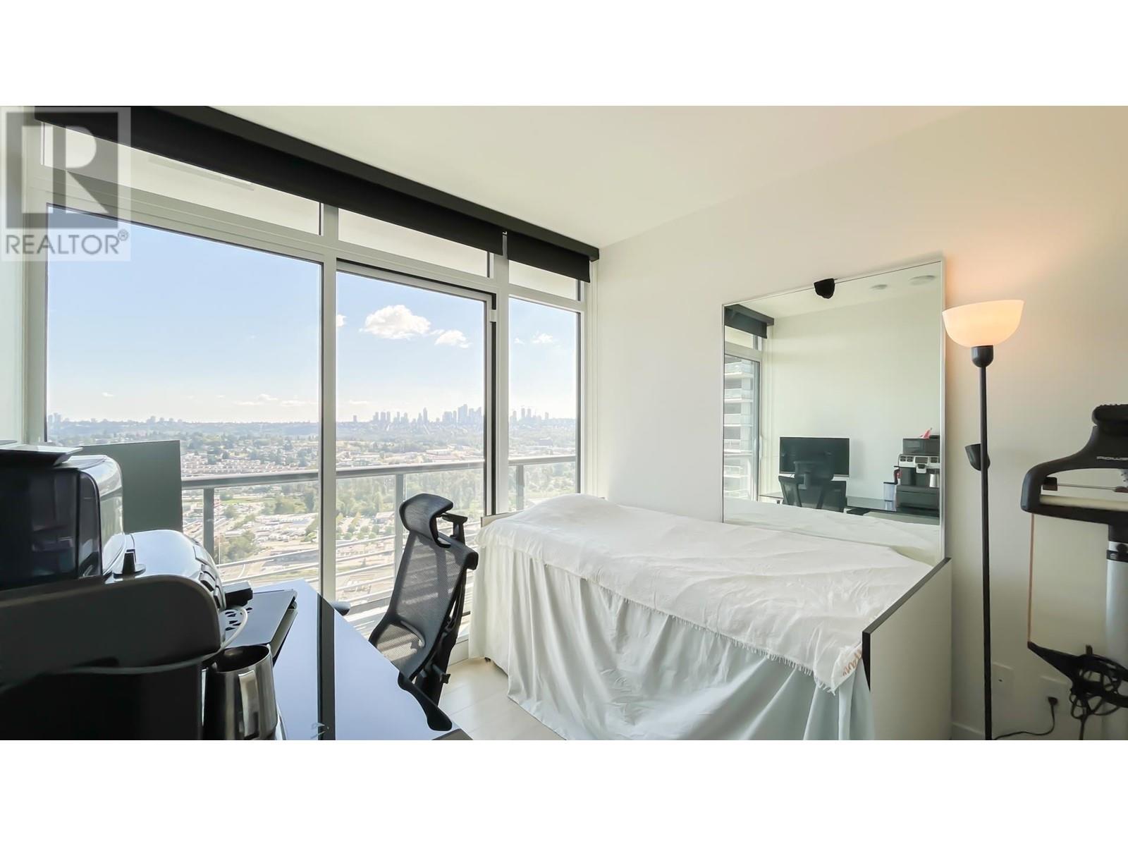 3111 4720 LOUGHEED HIGHWAY