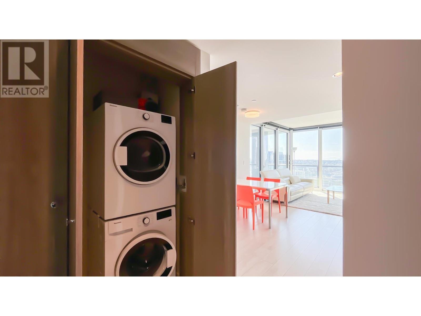 3111 4720 LOUGHEED HIGHWAY