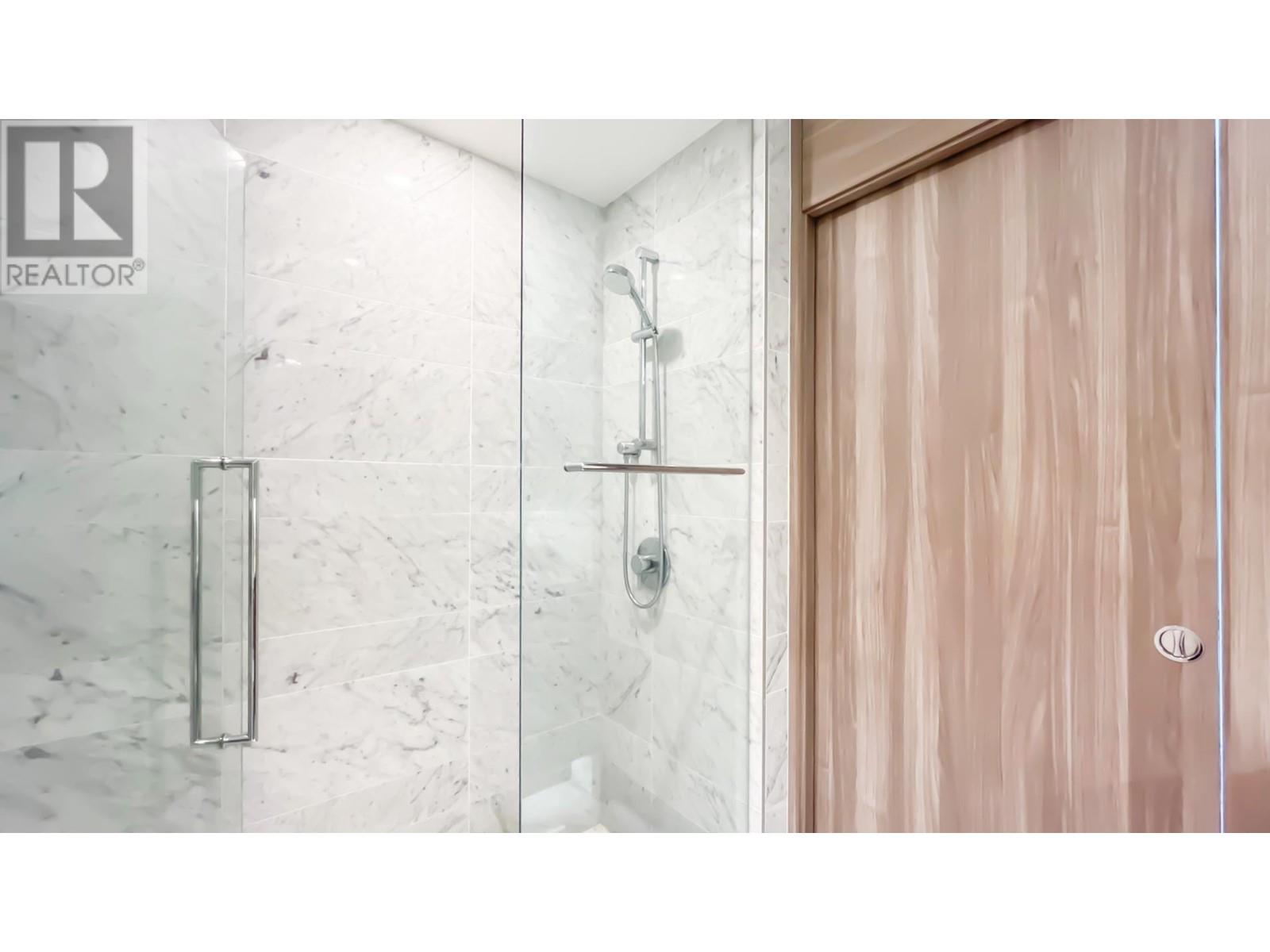 3111 4720 LOUGHEED HIGHWAY