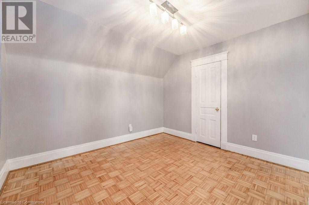 177 Weber Street E Unit# Upper, Kitchener, Ontario  N2H 1E3 - Photo 3 - 40671660