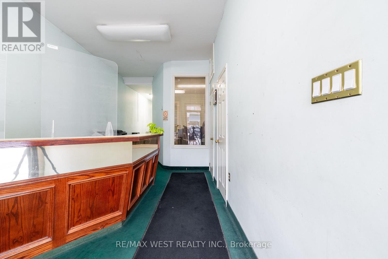 137 Ossington Avenue, Toronto (Trinity-Bellwoods), Ontario  M6J 2Z6 - Photo 5 - C10284961