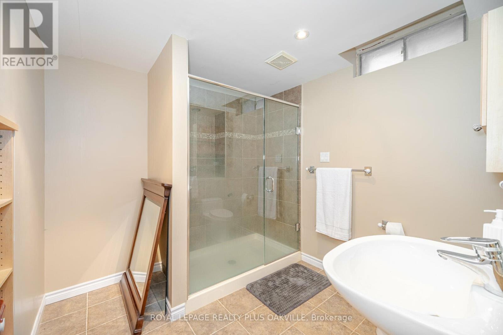 2128 Wincanton Crescent, Mississauga, Ontario  L5M 3E1 - Photo 35 - W10285493