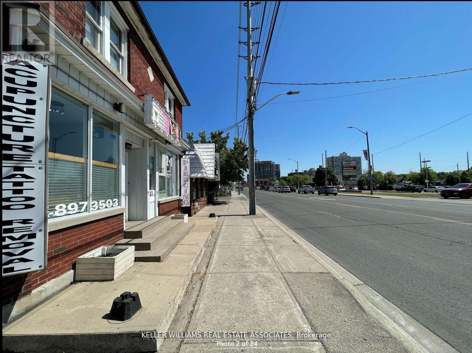 37 DUNDAS STREET W, mississauga (cooksville), Ontario