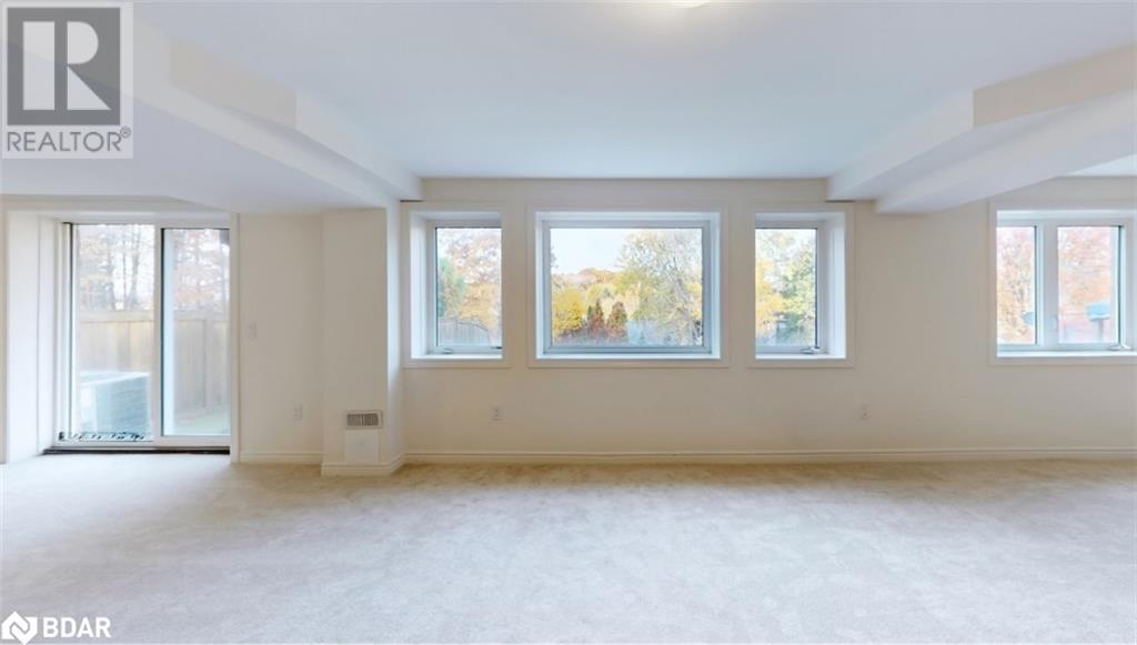 32 Forest Edge Crescent Crescent, Holland Landing, Ontario  L9N 0S6 - Photo 32 - 40672378