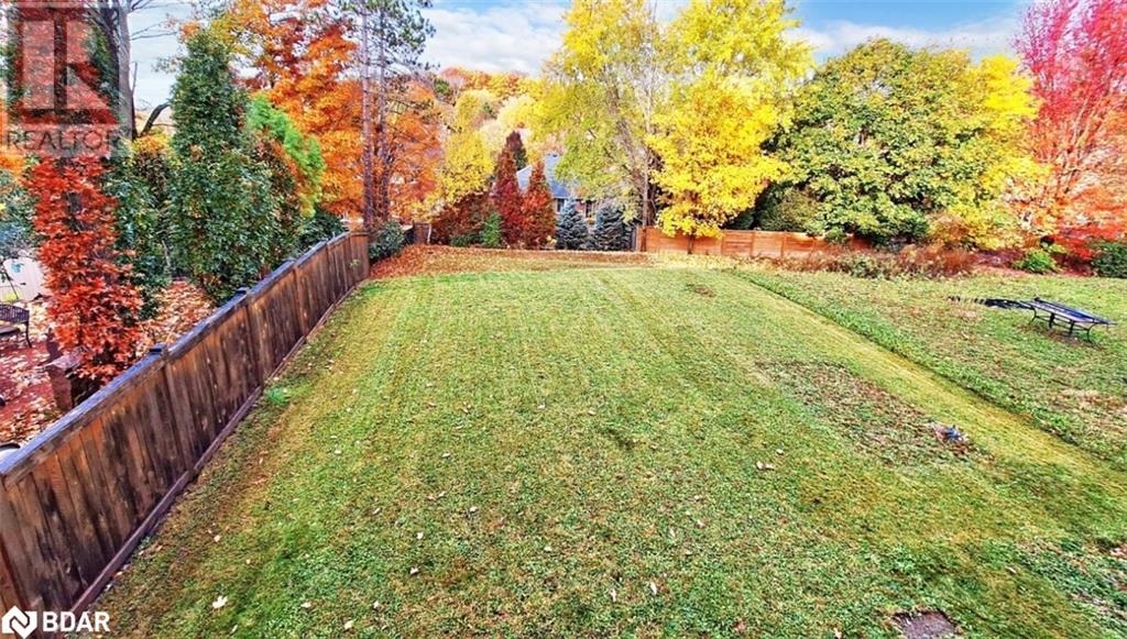 32 Forest Edge Crescent Crescent, Holland Landing, Ontario  L9N 0S6 - Photo 35 - 40672378