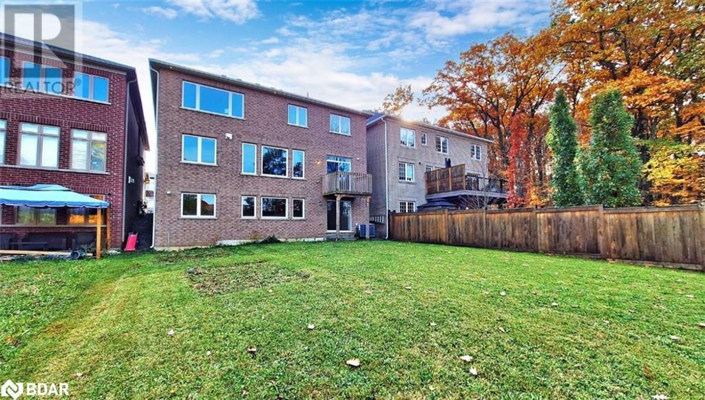 32 Forest Edge Crescent Crescent, Holland Landing, Ontario  L9N 0S6 - Photo 36 - 40672378