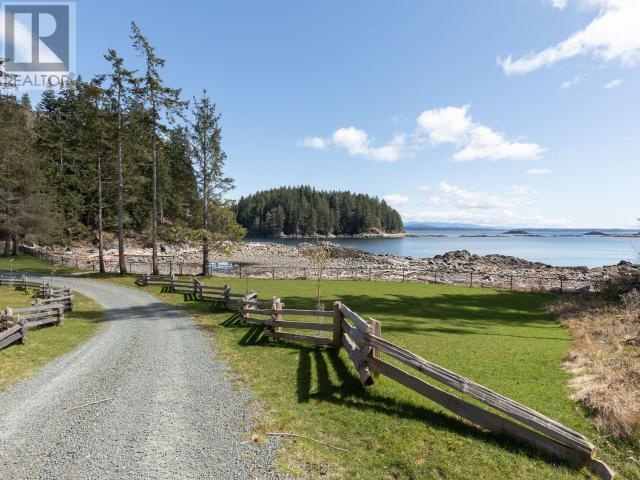 2011 Valdes Drive, Out Of Board Area, British Columbia  V7V 1J8 - Photo 8 - 18457