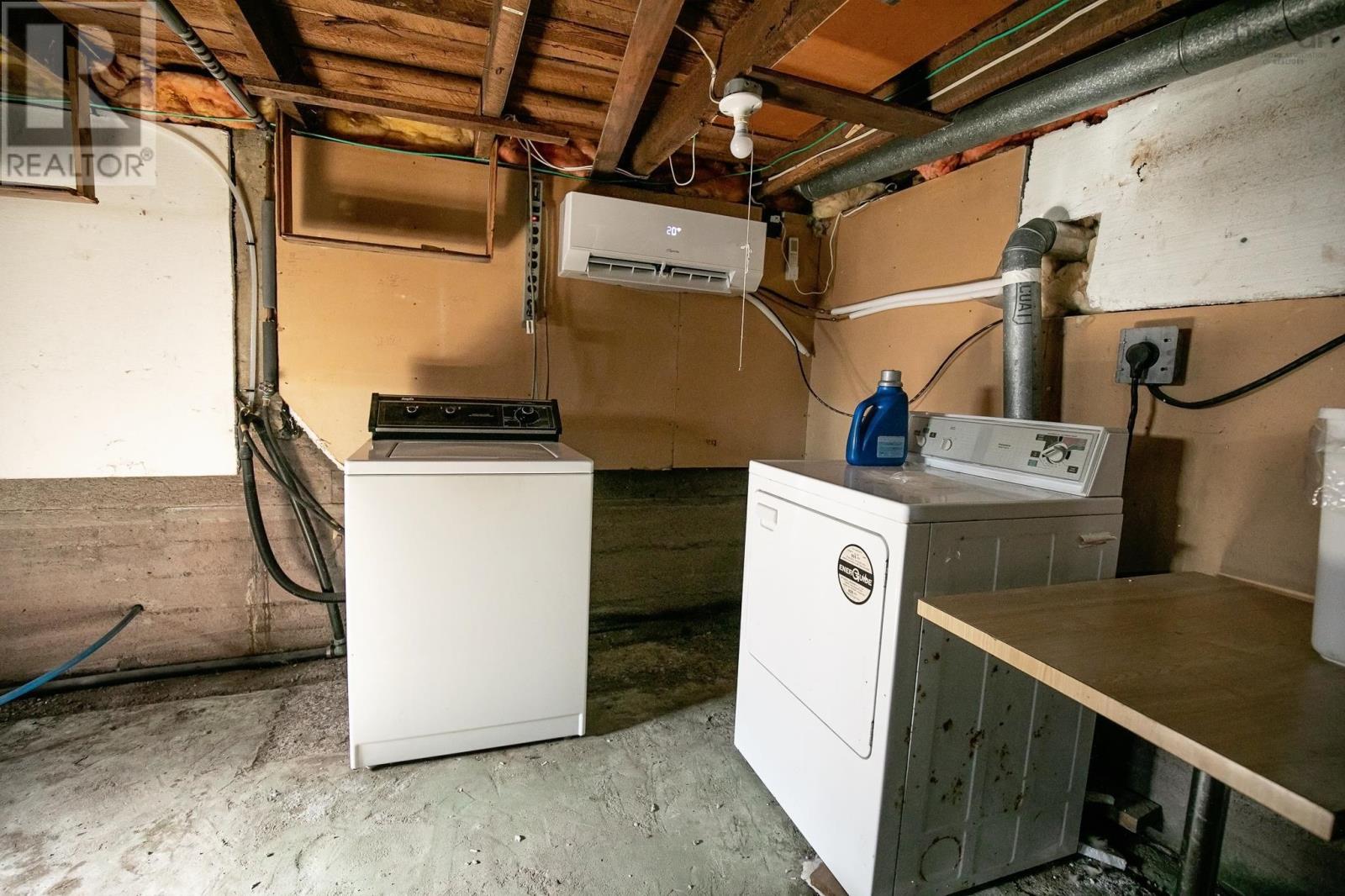 11 Lorne Street, Springhill, Nova Scotia  B0M 1X0 - Photo 27 - 202425851