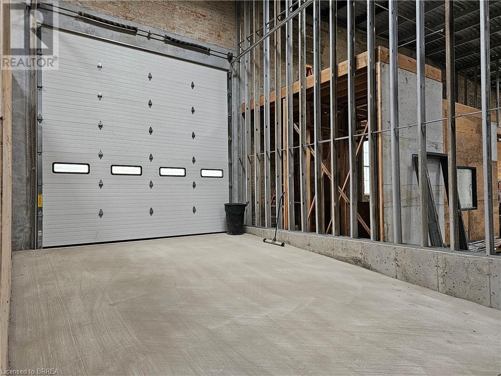 25 Campbell Street Unit# 10, Brantford, Ontario  N3R 1X8 - Photo 4 - 40667604