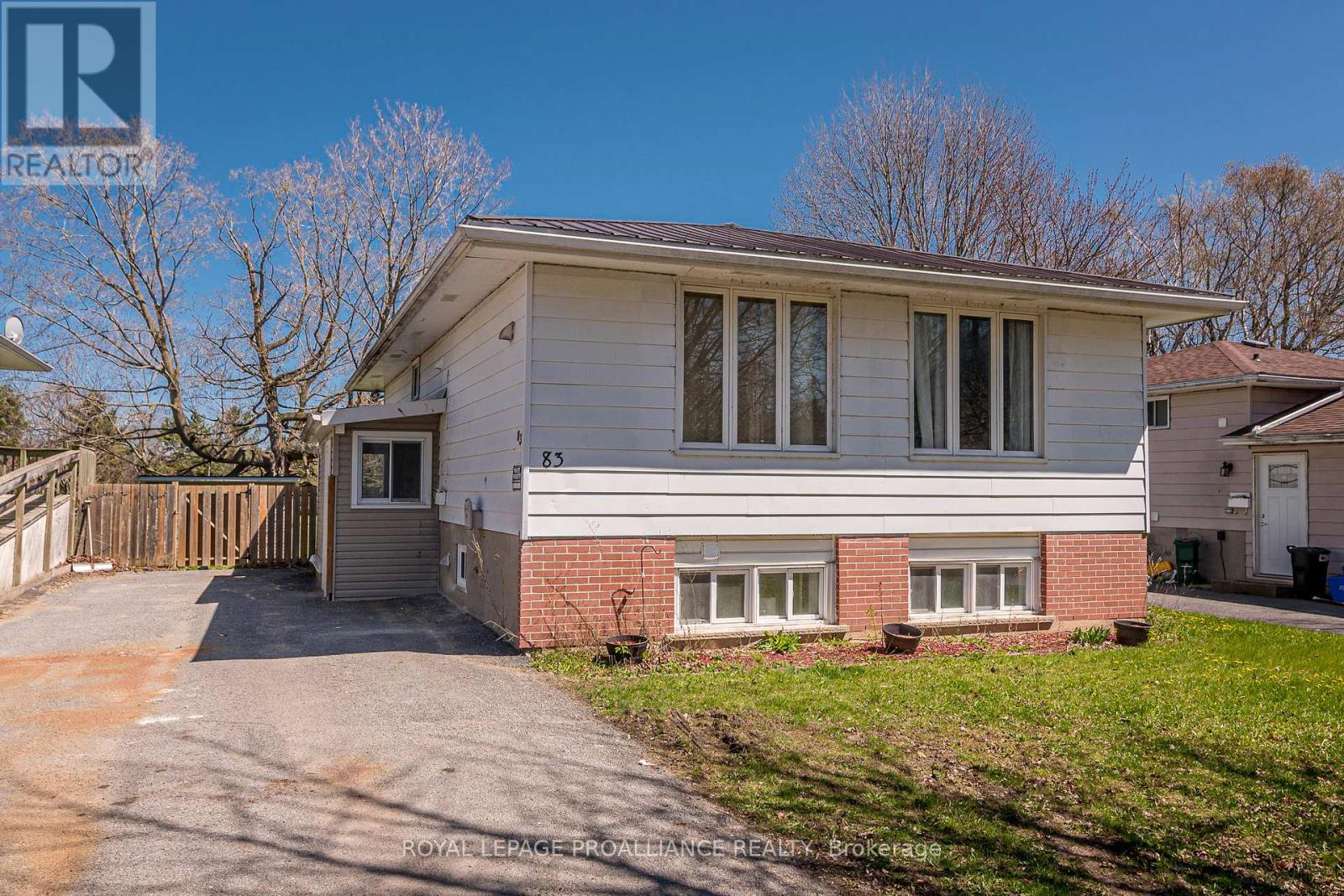 83 CALDERWOOD DRIVE, Kingston, Ontario