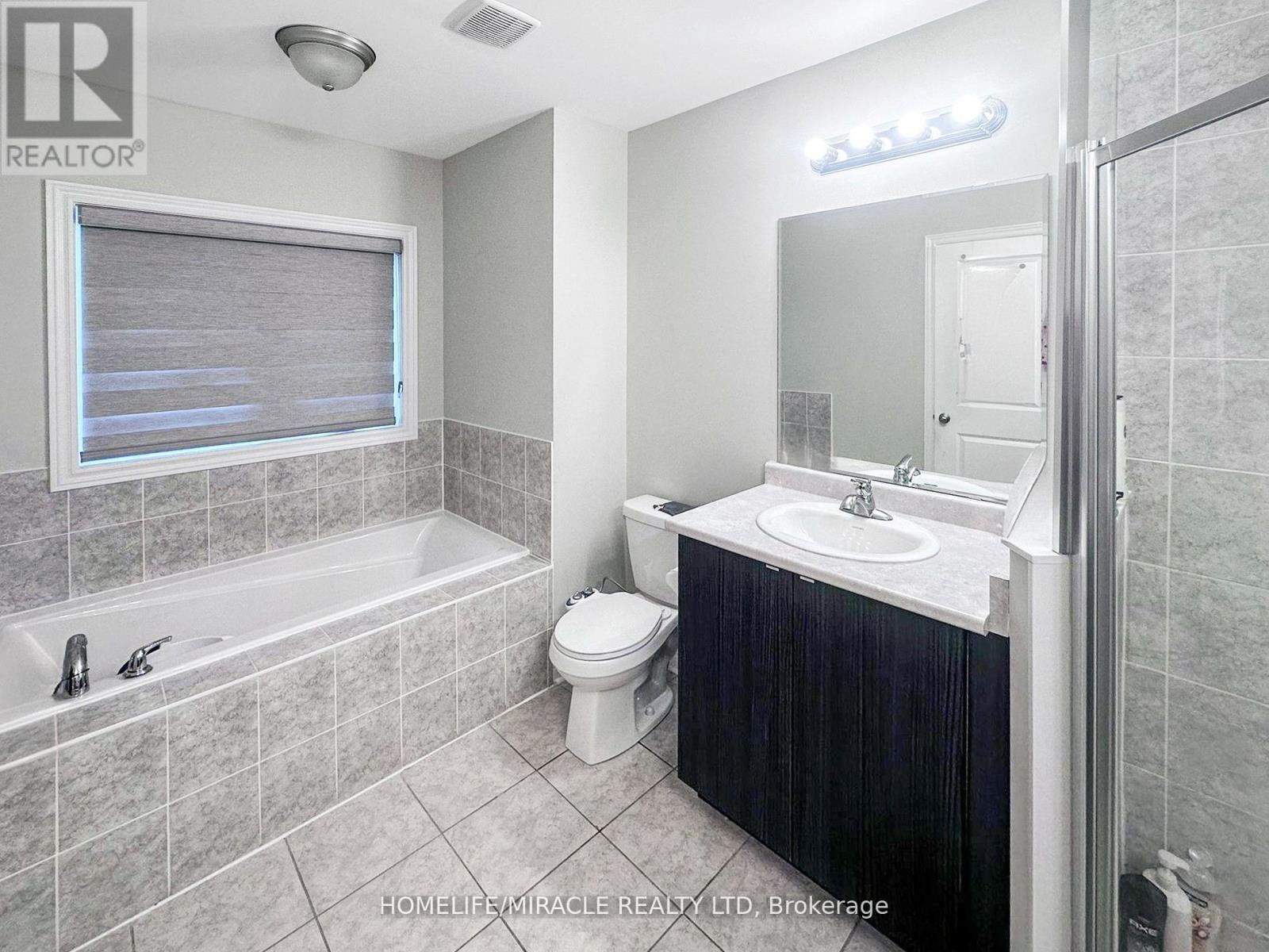 44 Matterhorn Road, Brampton, Ontario  L7A 0B7 - Photo 21 - W10334642