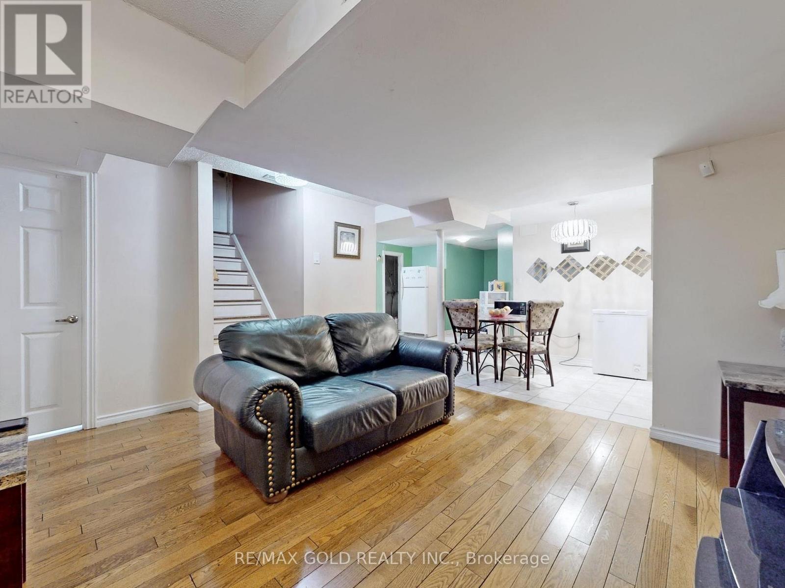 64 Prue Court, Brampton, Ontario  L6P 1P8 - Photo 29 - W10341844