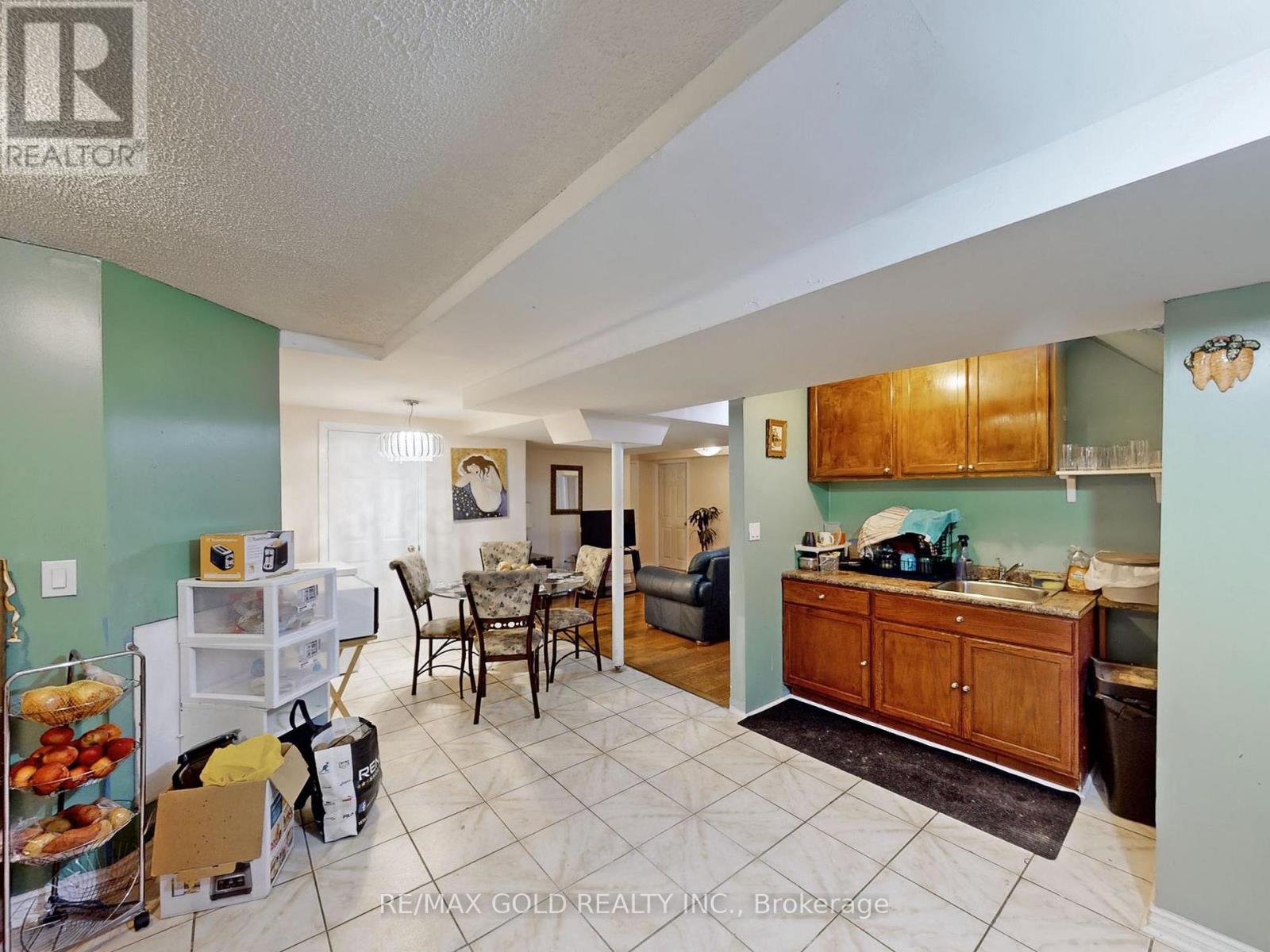 64 Prue Court, Brampton, Ontario  L6P 1P8 - Photo 34 - W10341844