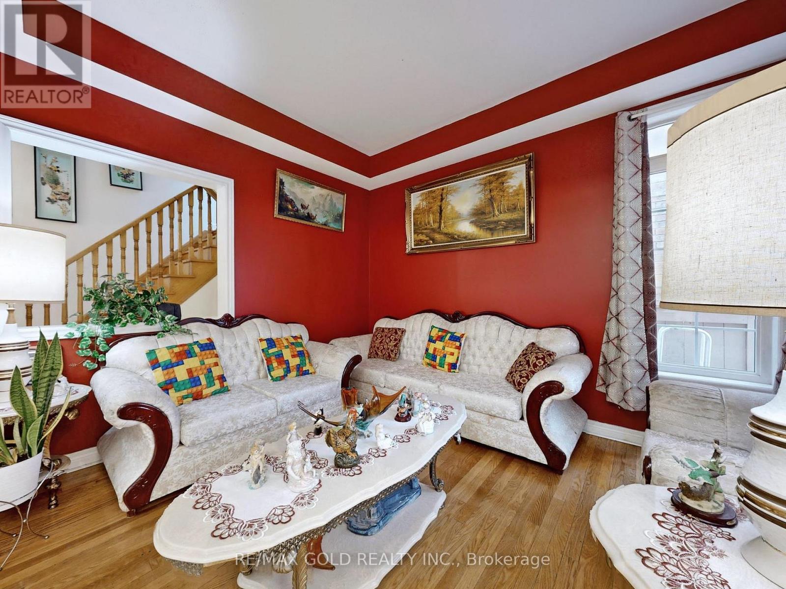 64 Prue Court, Brampton, Ontario  L6P 1P8 - Photo 6 - W10341844