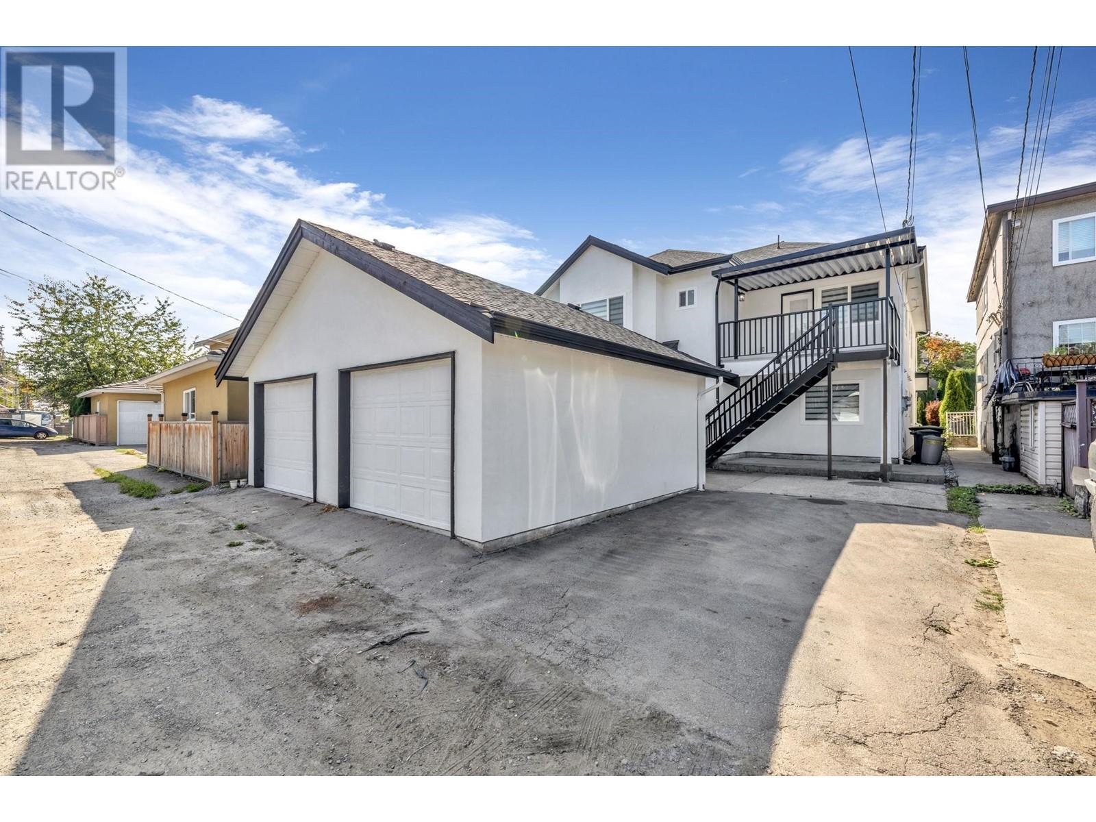 Listing Picture 39 of 40 : 3018 3020 KNIGHT STREET, Vancouver / 溫哥華 - 魯藝地產 Yvonne Lu Group - MLS Medallion Club Member