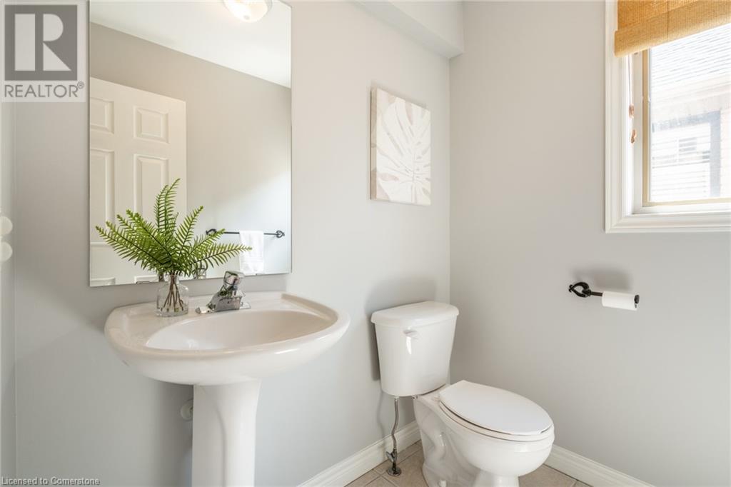 504 Geranium LaneBurlington, Ontario  L7T 4L5 - Photo 16 - XH4206348